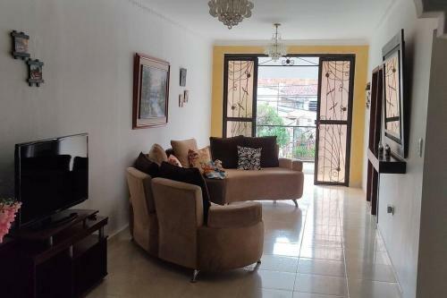 Hermosa Casa, Totalmente Amoblada