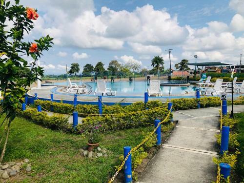 Apartahotel En El Eje Cafetero Cerca Al Parque Del Caf�