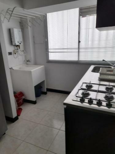 Apartamento Piscina A 3' Del Parque Del Caf�