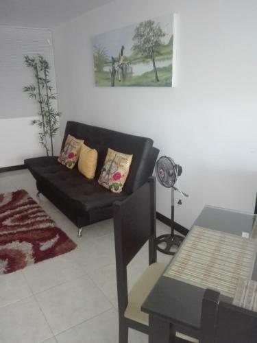 Apartamento Piscina A 3' Del Parque Del Caf�