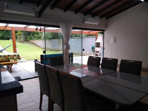 Casa de Praia Em Condom�nio Fechado.