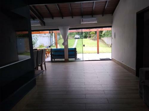 Casa de Praia Em Condom�nio Fechado.