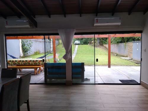 Casa de Praia Em Condom�nio Fechado.