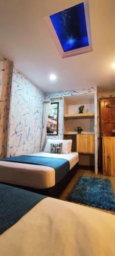 Hostal The Garden Lleras