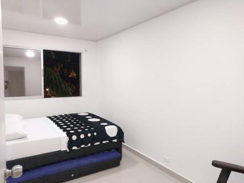 Apartamento Laureles 2do Parque-wifi 150mb-zona Rosa