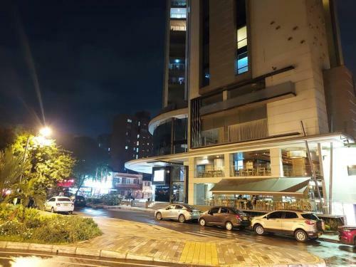Apartamento Laureles 2do Parque-wifi 150mb-zona Rosa