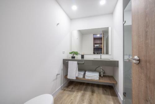 Apartamentos Go Living & Suites By Housy Host