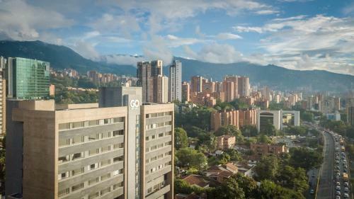 Apartamentos Go Living & Suites By Housy Host