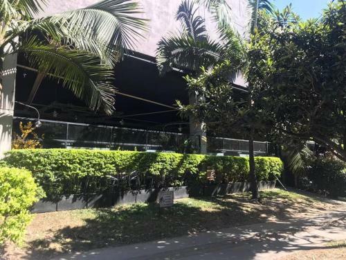 Apartamento Amoblado En Los Colores Cerca A Todo