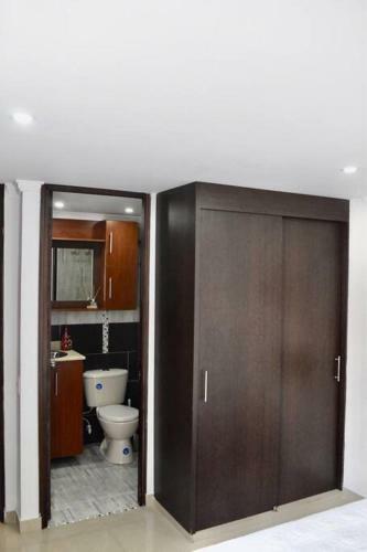 Apartamento Amoblado En Los Colores Cerca A Todo
