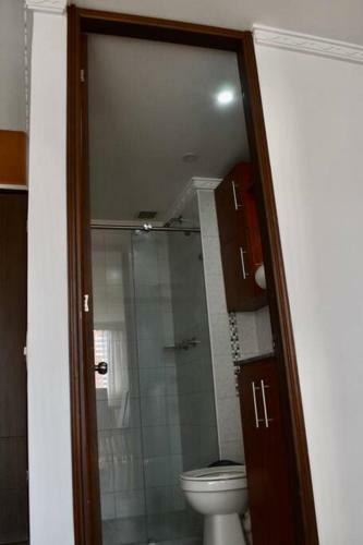 Apartamento Amoblado En Los Colores Cerca A Todo