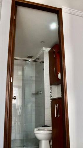Apartamento Amoblado En Los Colores Cerca A Todo