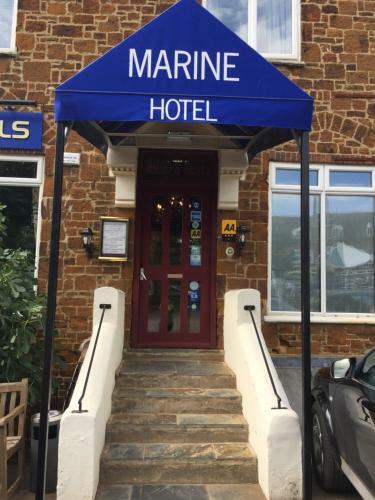 Hostal Marine Hotel