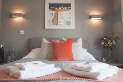 Hostal St Elmo Cottage