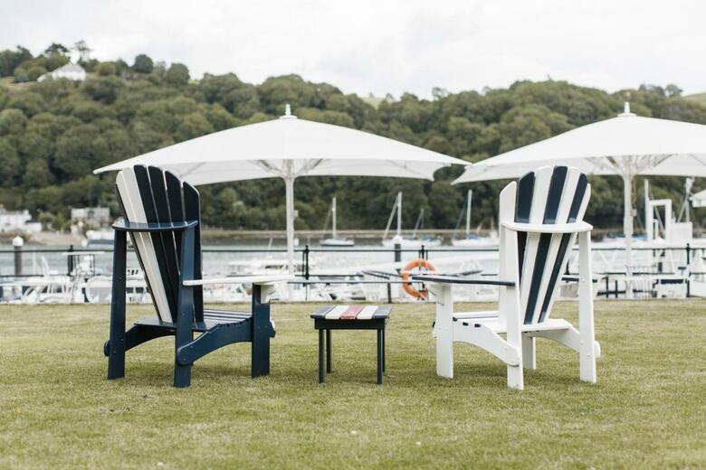 Dart Marina Hotel
