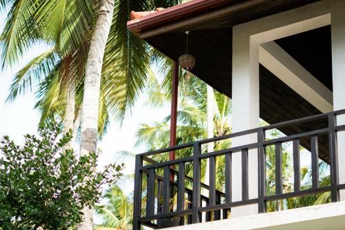 Hotel Neralu Beach Resort