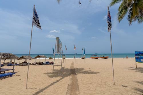 Hotel Divinguru Beach Resort