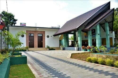 Hotel Aura Villa Polonnaruwa