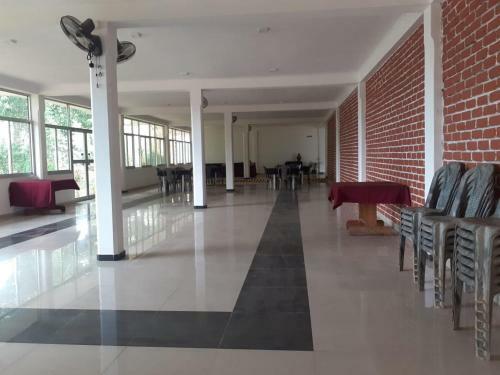 Hotel Lak Niwasa