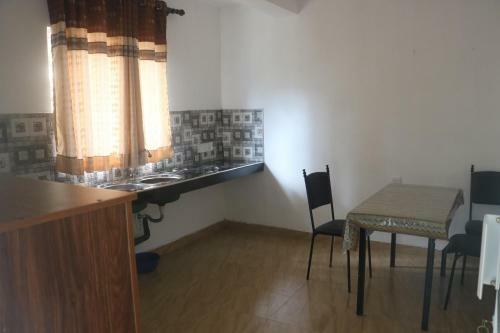 Hostal Tunnel Corner Guest