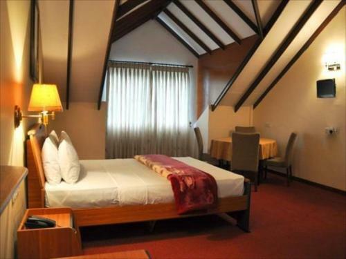 Stamford Star Hotel