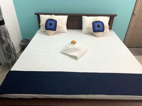 Hostal Royal City Inn