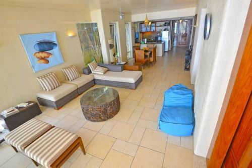 Mayumi Beach Villa