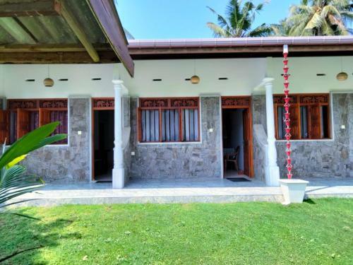 Hostal Beach Corner Weligama