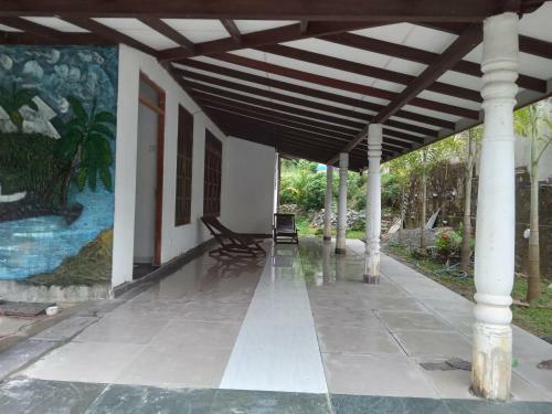 2-bedroom Villa With Free Parking On Premises.