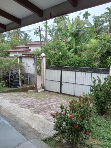 2-bedroom Villa With Free Parking On Premises.