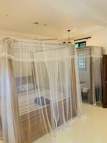 Hostal La Sirena Resort
