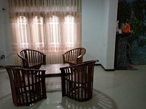 Hostal Shanu Guest