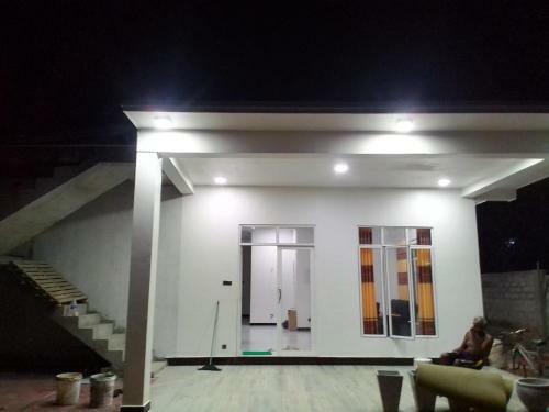 Villa Thulshith Guest House