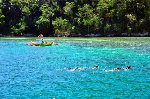 Hotel Badladz Beach And Dive Resort