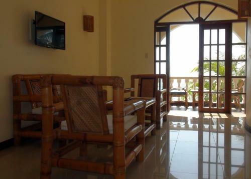 Hostal Squares Beachside Apartments