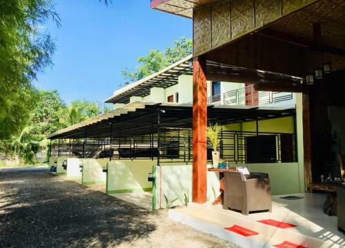 Ronas Townhouses (Serviced Apartment)