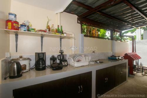 Aj Residences Apartelle
