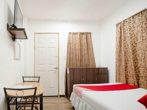 Hotel Vaccinated Staff - Oyo 552 Vines Ape Nap Hostel