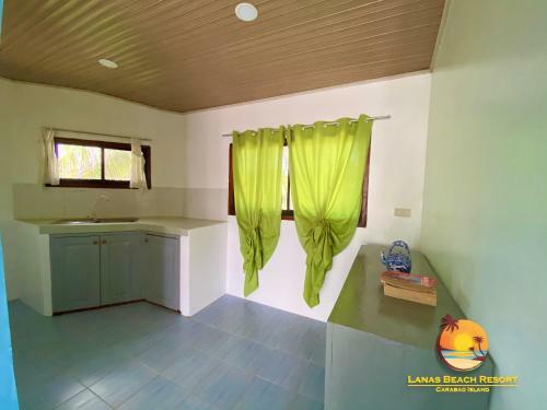 Hotel Lanas Beach Resort