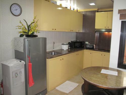 Apartamento Makati Suites At Travelers Inn