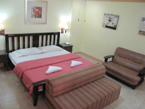 Apartamento Makati Suites At Travelers Inn