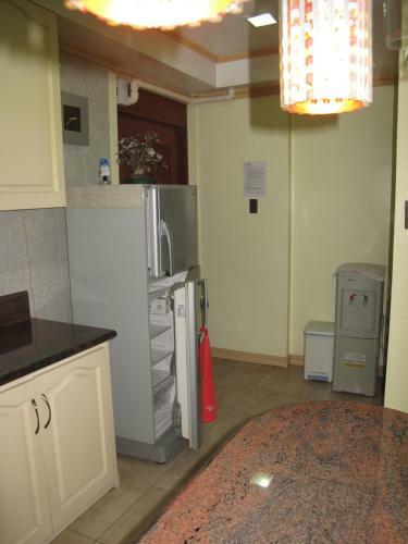Apartamento Makati Suites At Travelers Inn