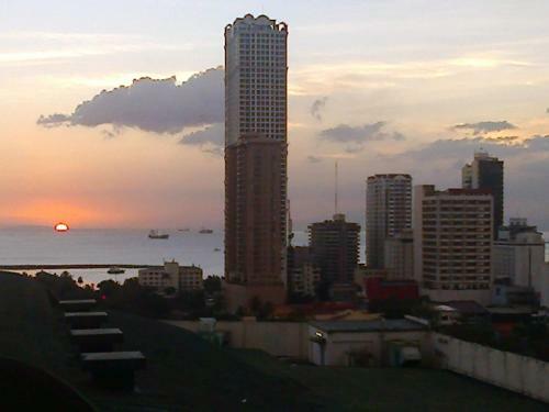 Apartamentos Aed Manila Bay View At Green Residences