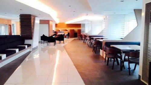 Apartamentos Aed Manila Bay View At Green Residences
