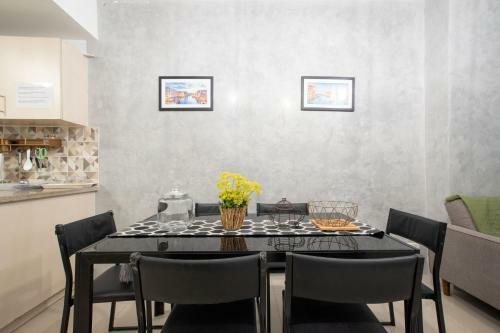 Apartamento 2-bedroom Qc Sm North Edsa Condo Pool