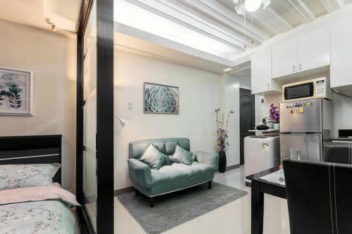 Jen's Paranaque City Apartment
