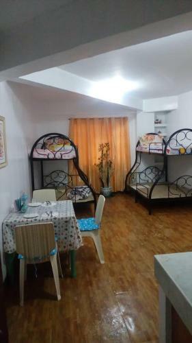 Posada Ekonumi Rooms @ Benrosi