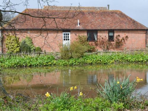 Pond Cottage