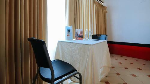 Hotel Reddoorz The Providence Tower - Vaccinated Staff