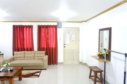 Bed & Breakfast Patricios Apartelle Taguig